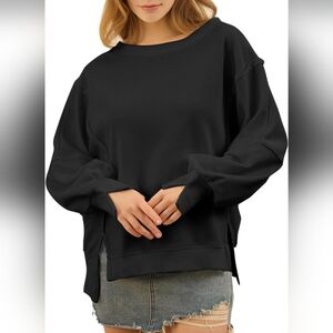 EYZH Black Long Sleeve Top
